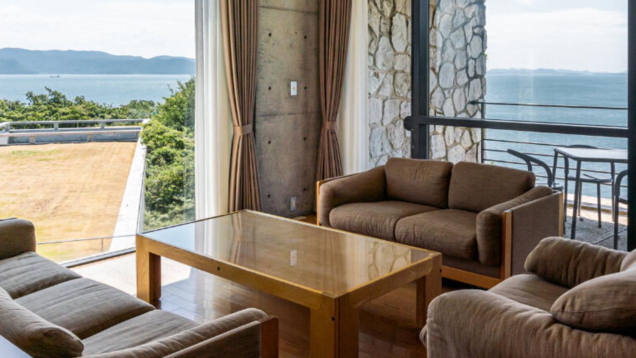 Suite with sea view at Benesse House